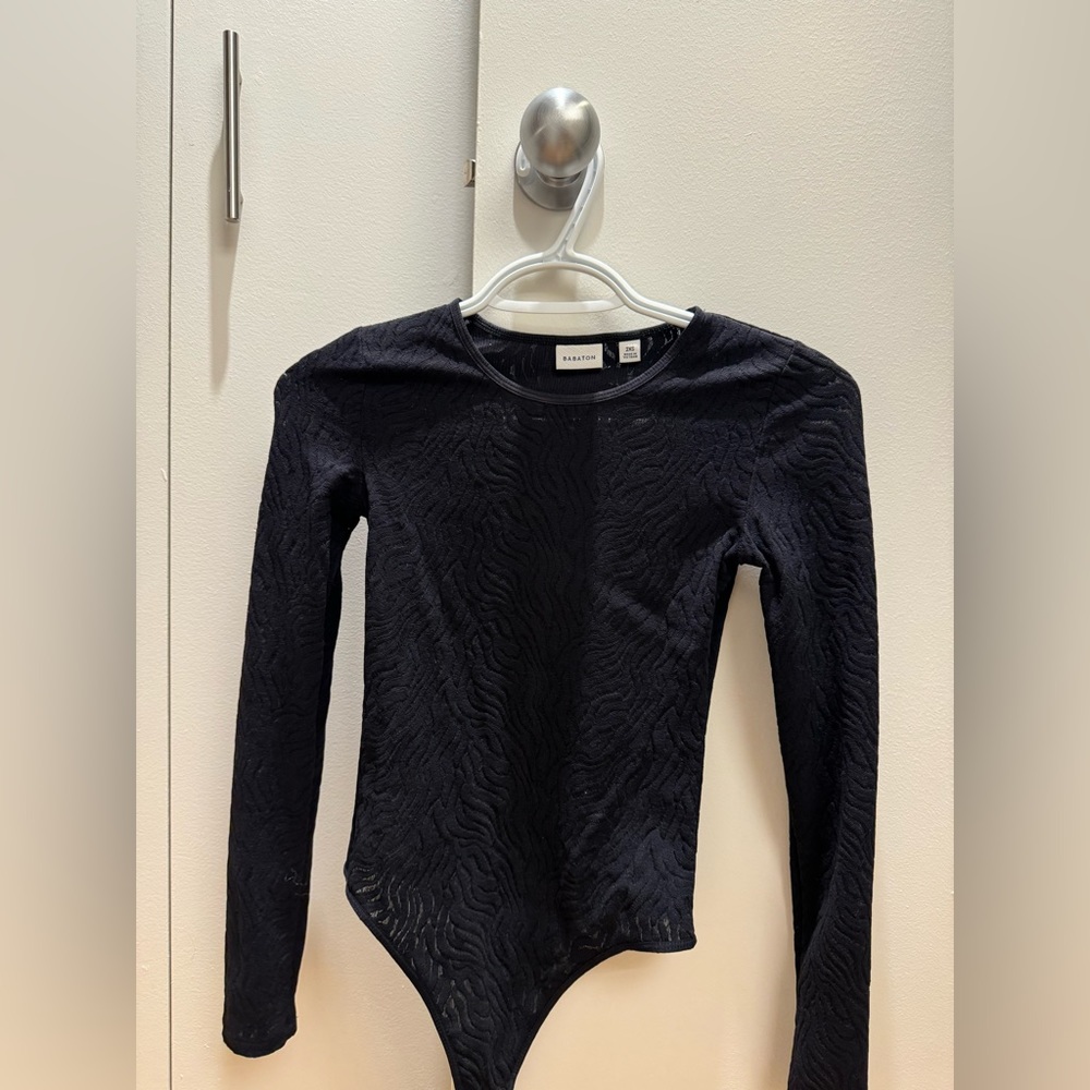 Aritzia shapelace long sleeve body suit perfect condition
